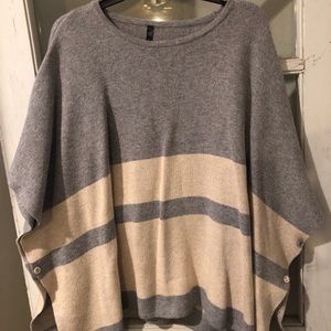 Cirana Sweater Poncho